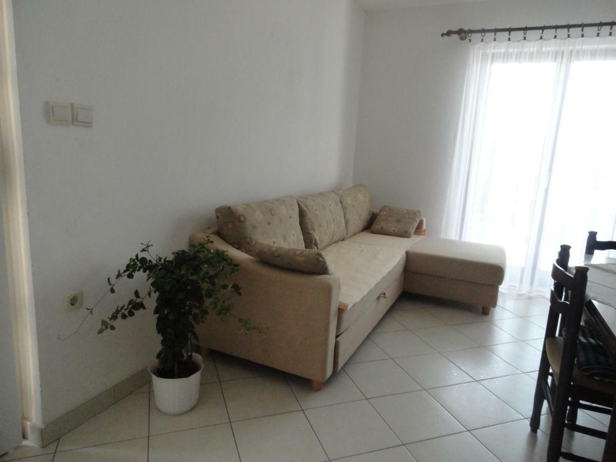 Tona Apartment Rovinjsko Selo Exterior photo